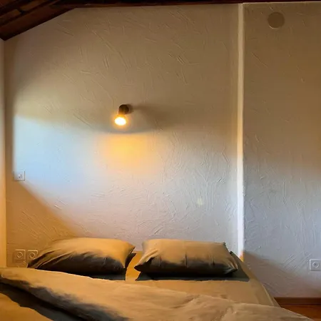 Cozy In The Locarno