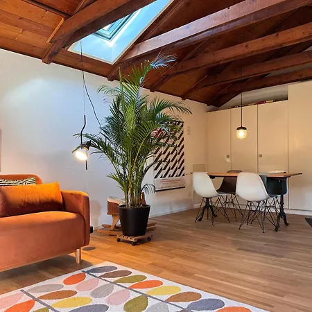 Cozy In The דירה לוקרנו